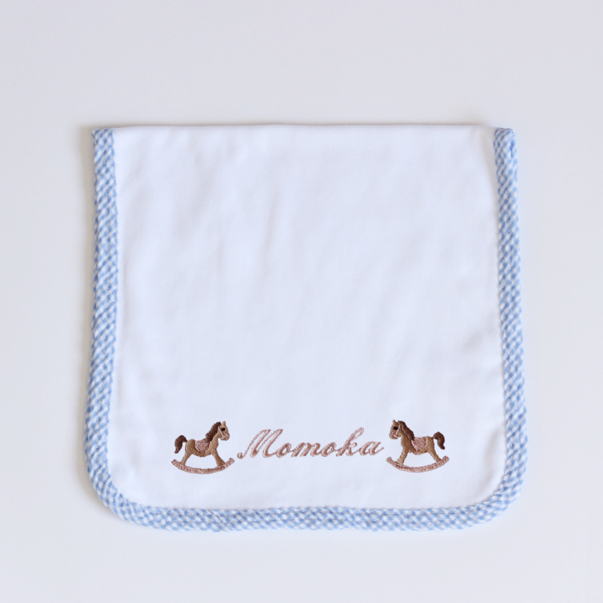 【選べるモチーフ+名入れ刺繍】ブルーギンガムチェックのバープクロス