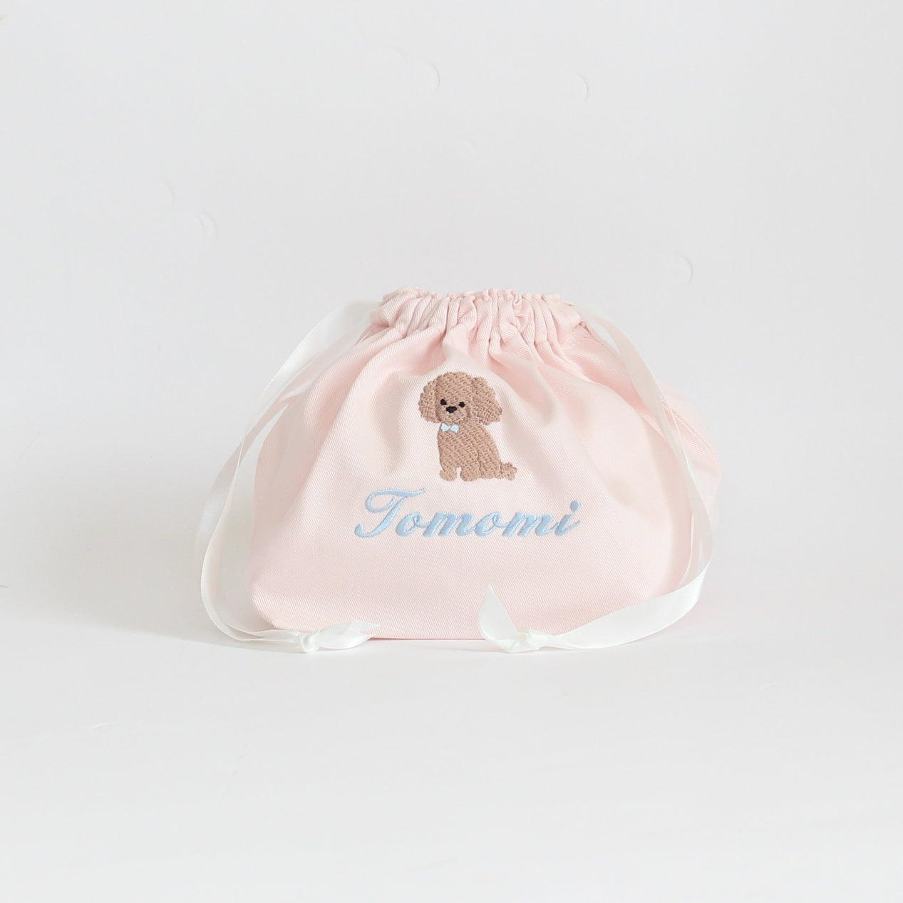 【もこもこプードルちゃん+名入れ刺繍】巾着袋Mマチ付き(4色)