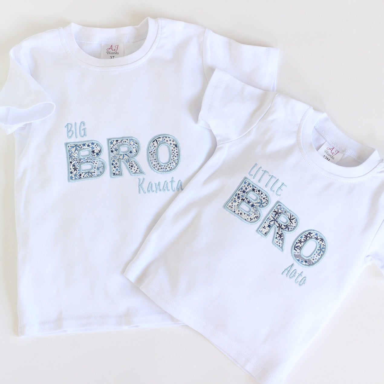 リバティアップリケのBrother「BRO」お揃いTシャツ1歳から6歳レギュラースリーブ