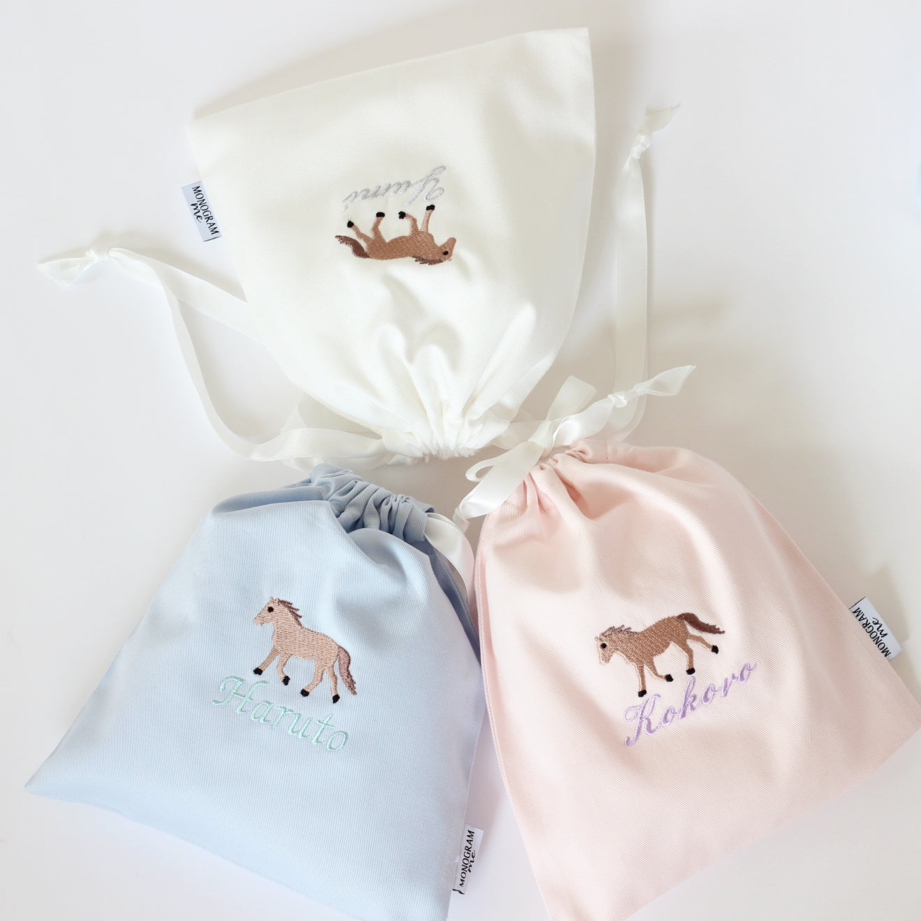 【ポニー+名入れ刺繍】巾着袋Sマチなし(4色)