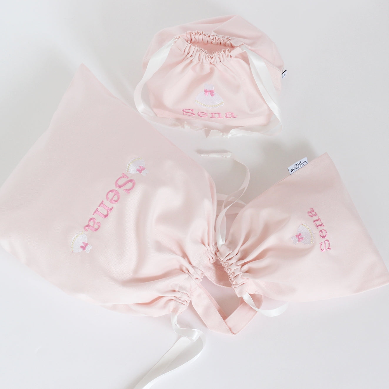 ドレスの名入れ巾着袋3種類セット