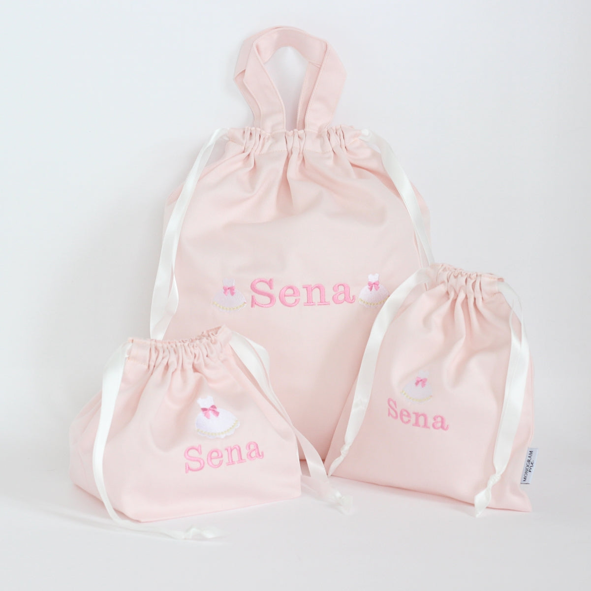 ドレスの名入れ巾着袋3種類セット
