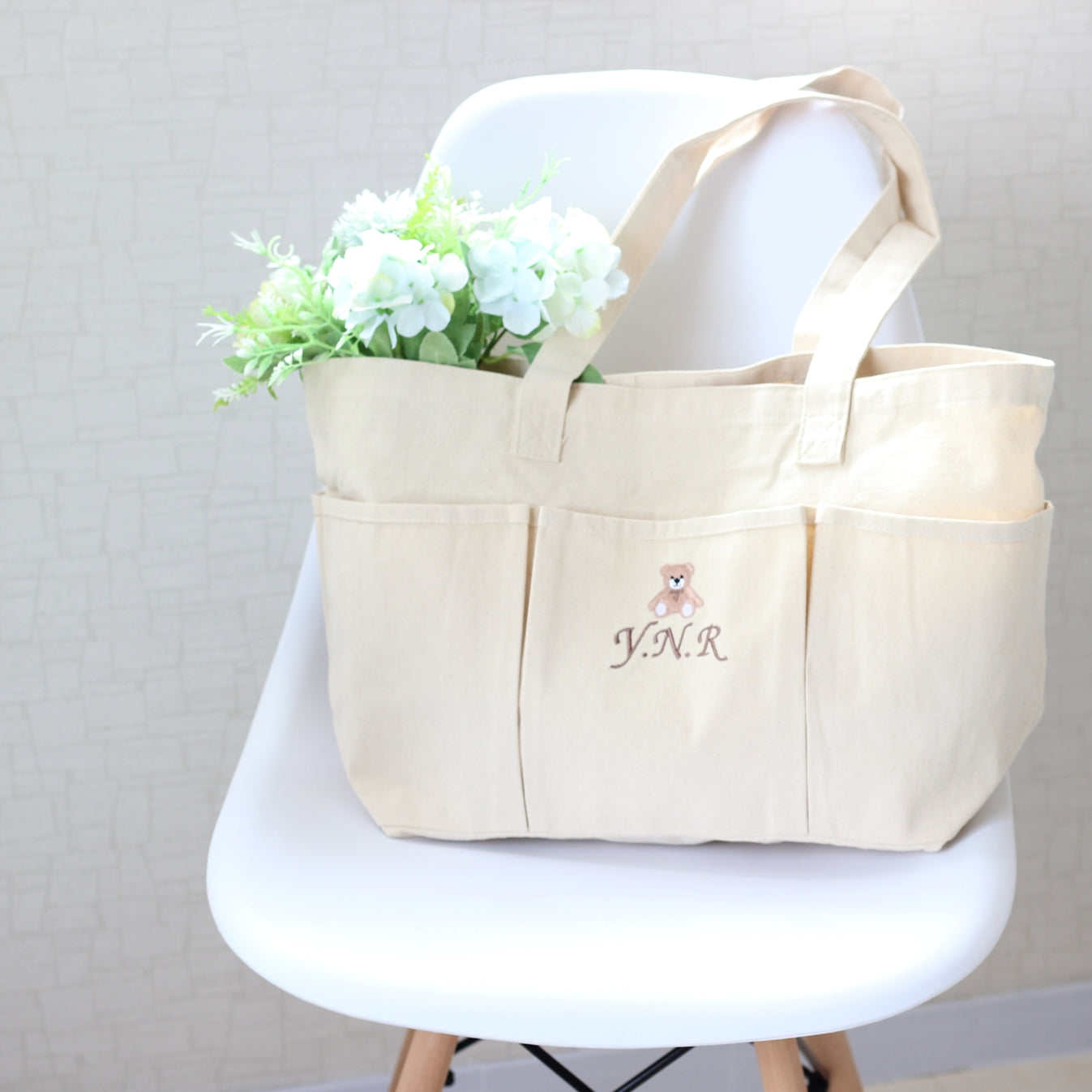 くまちゃん柄とお名前刺繍の6ポケットトートバッグマザーズバッグ