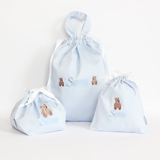 【おすましくまちゃん+名入れ刺繍】巾着袋3種類セット(4色)