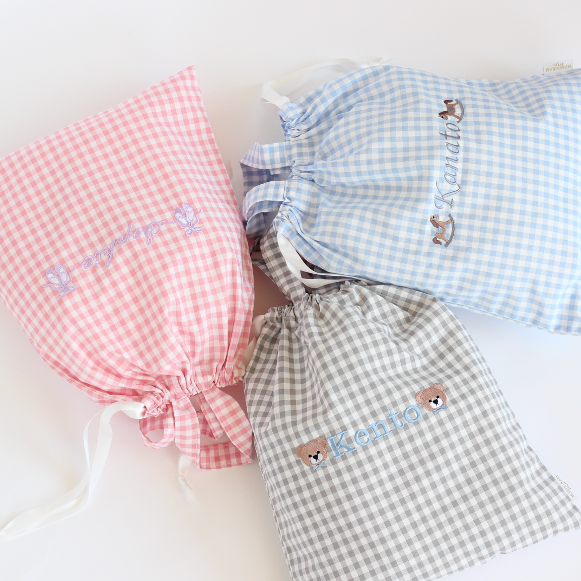 【選べるモチーフ＋名入れ刺繍】巾着袋3種類セット（チェック柄ブルー）
