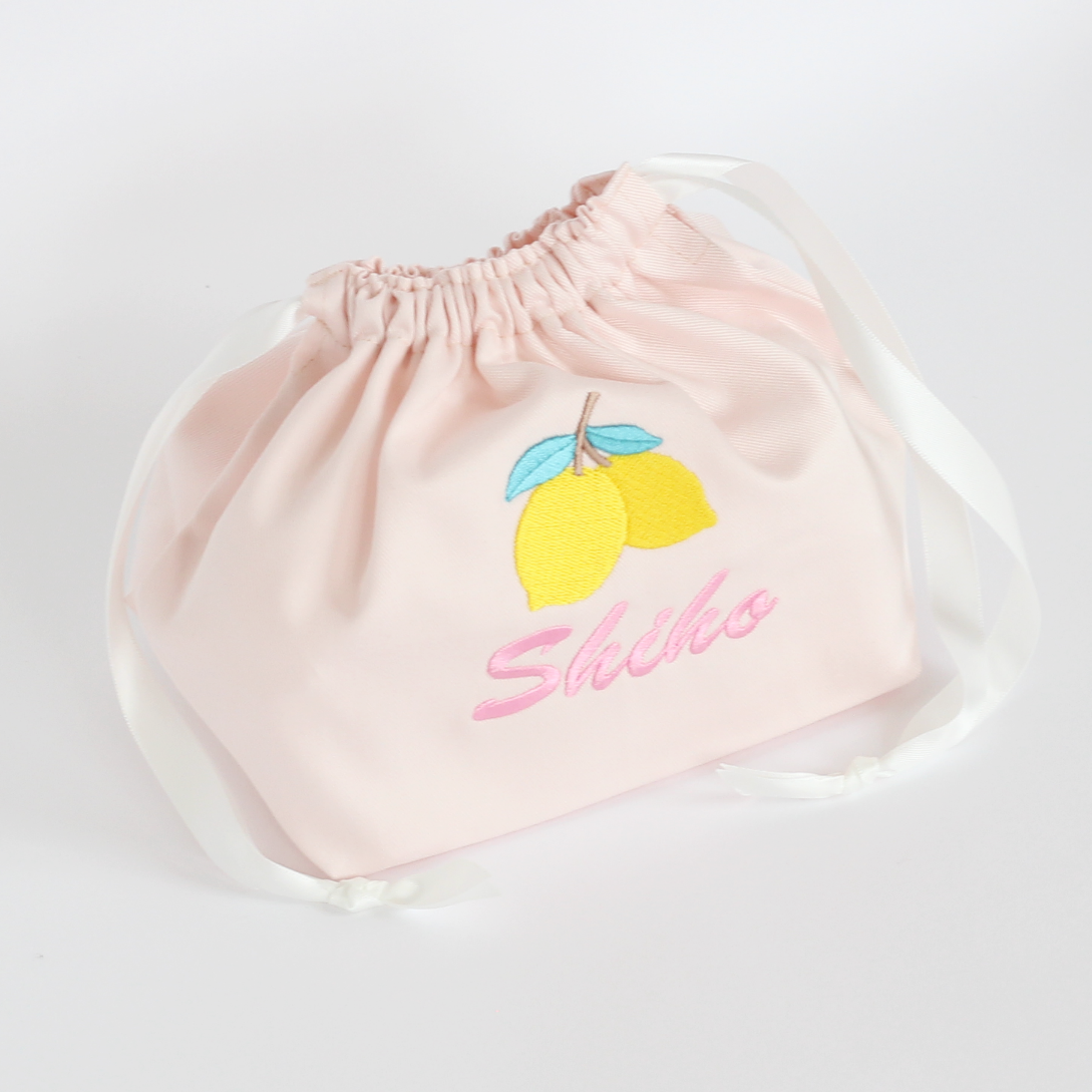 【レモン🍋+名入れ刺繍】巾着袋Mマチ付きドローストリングバッグ（4色）