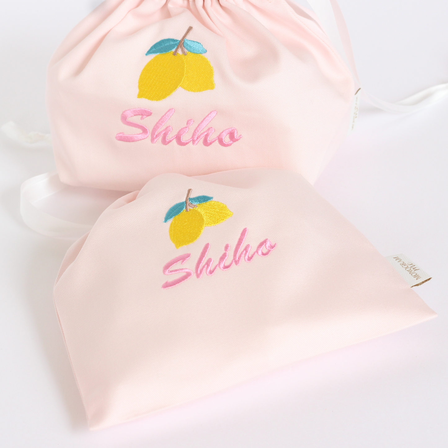 【レモン🍋+名入れ刺繍】巾着袋Sマチなしドローストリングバッグ（４色）