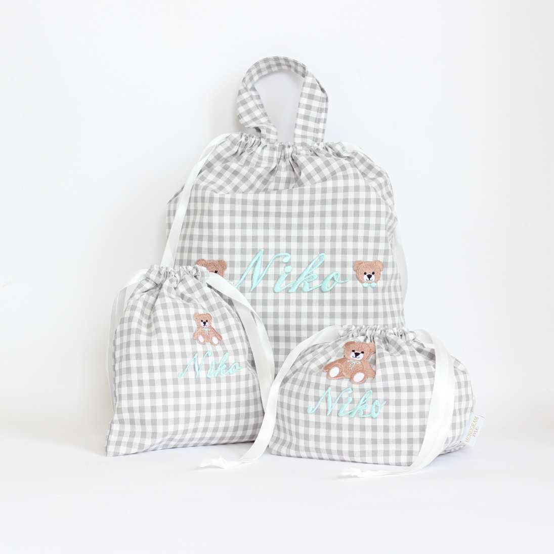 【選べるモチーフ＋名入れ刺繍】巾着袋3種類セット（チェック柄グレー）
