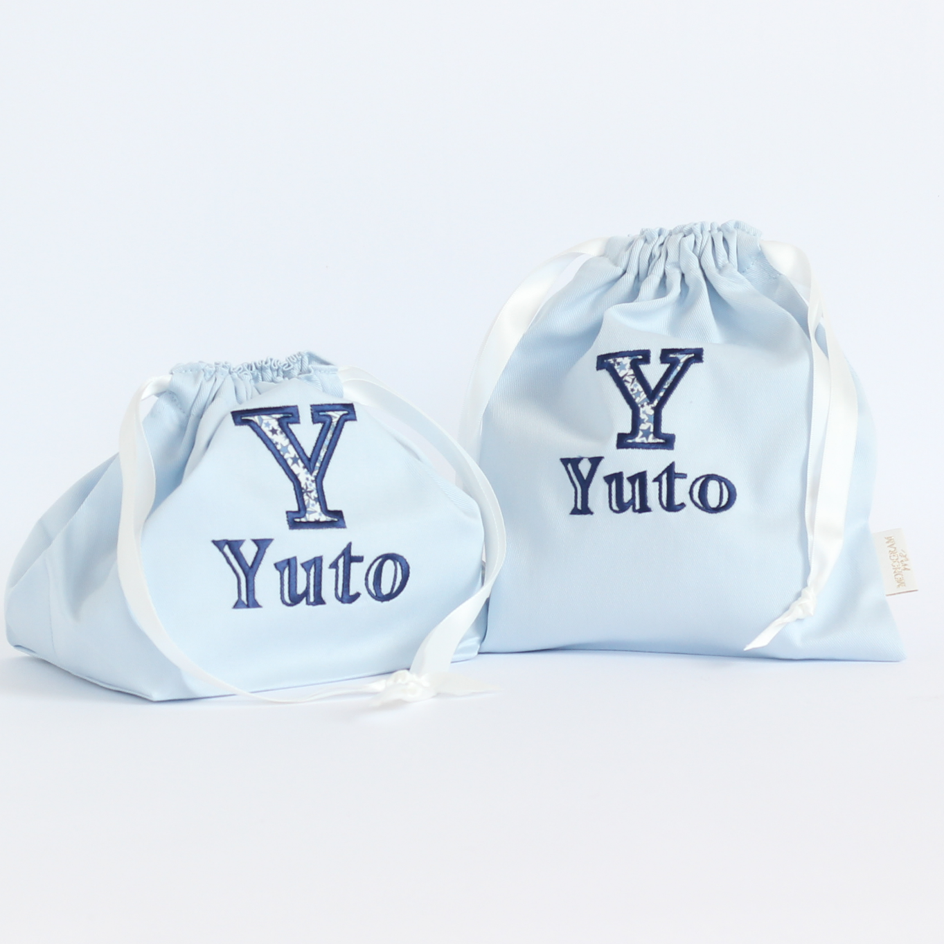 【リバティファブリックのアップリケ+名入れ刺繍】巾着袋Sマチなし（4色）