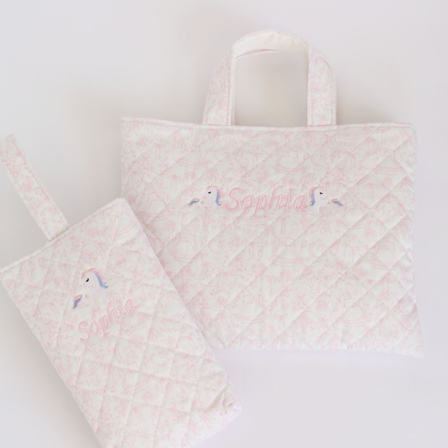 【選べるモチーフ+名入れ刺繍】トワルドジュイ柄シューズバッグ（靴袋）パウダーピンク