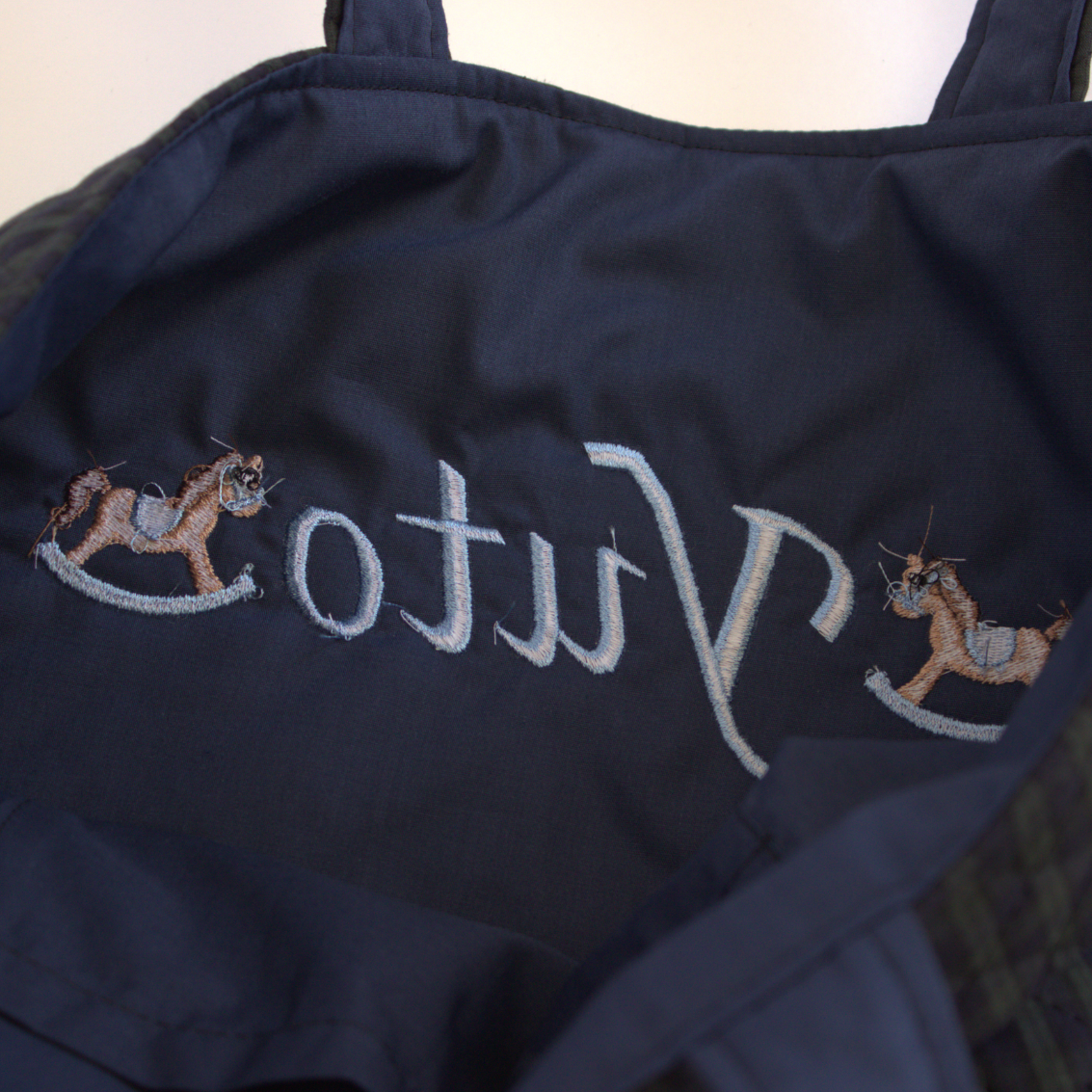 【選べるモチーフ+名入れ刺繍】レッスンバッグ（絵本袋）ブラックウォッチ柄