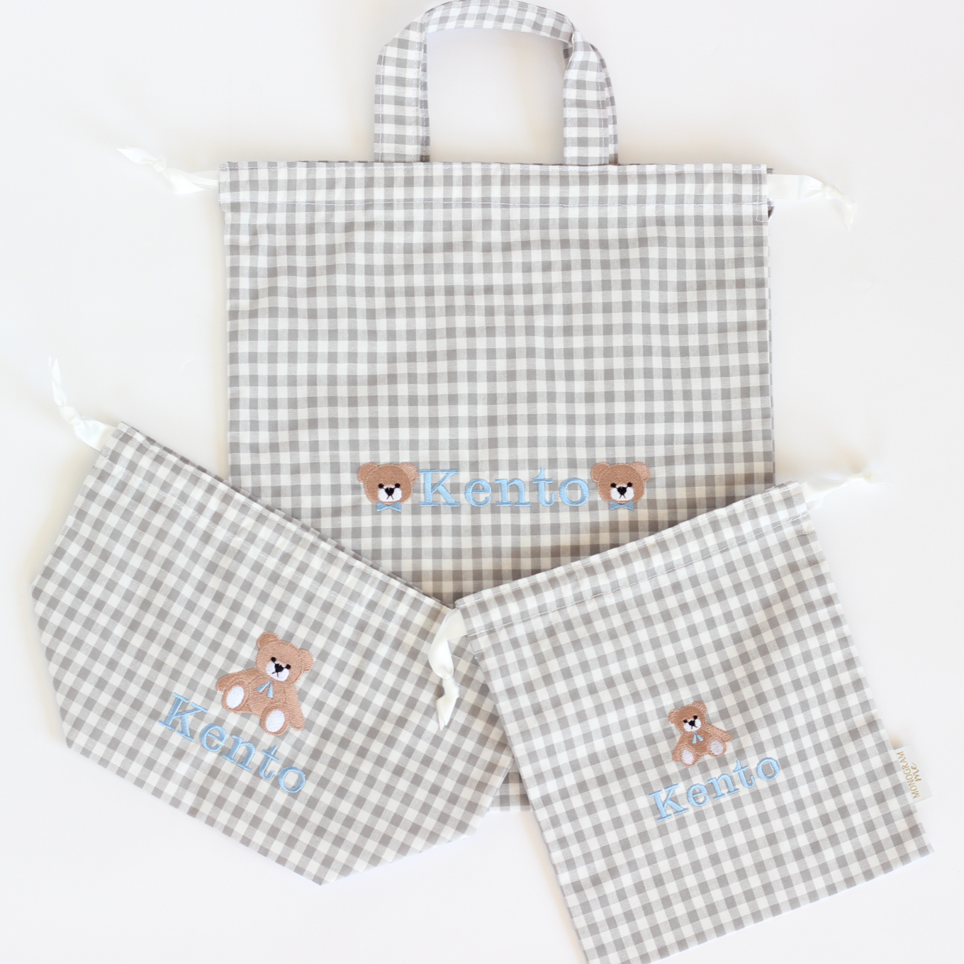 【選べるモチーフ＋名入れ刺繍】巾着L持ち手付きドローストリングバッグ（チェック柄グレー）