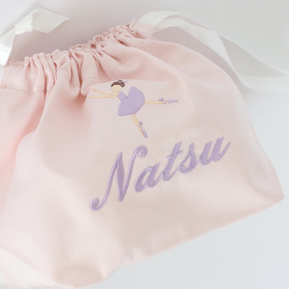 【踊るバレリーナちゃん+名入れ刺繍】巾着袋3種類セット（4色）