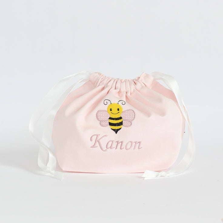 ミツバチの名入れ巾着袋Mマチ付き巾着袋